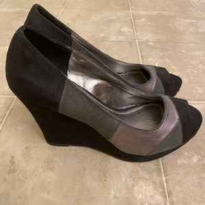 New York and Company Peep Toe Suede Shoe